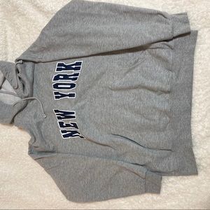 Light grey New York hoodie